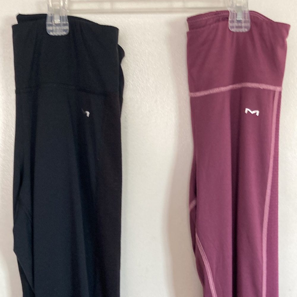 Maidenform Women’s Pants set of 2 (size M)